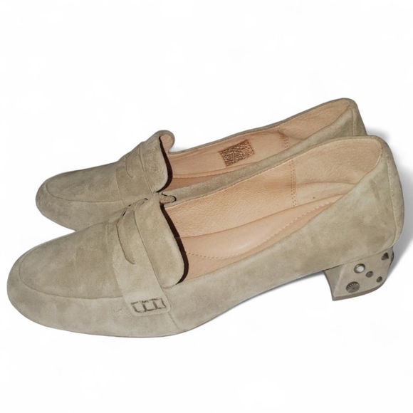 UGG Elise Studded Sage Green Suede Block Heels/Mules Women's Size 10‎ - Picture 1 of 12